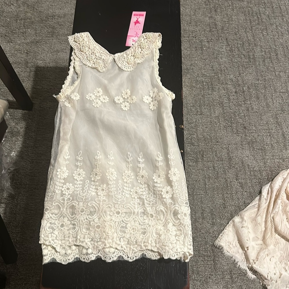 3-4 yr old cream dress flower and beaded collar